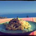 With Dream View And Swimming Pool!! Vila